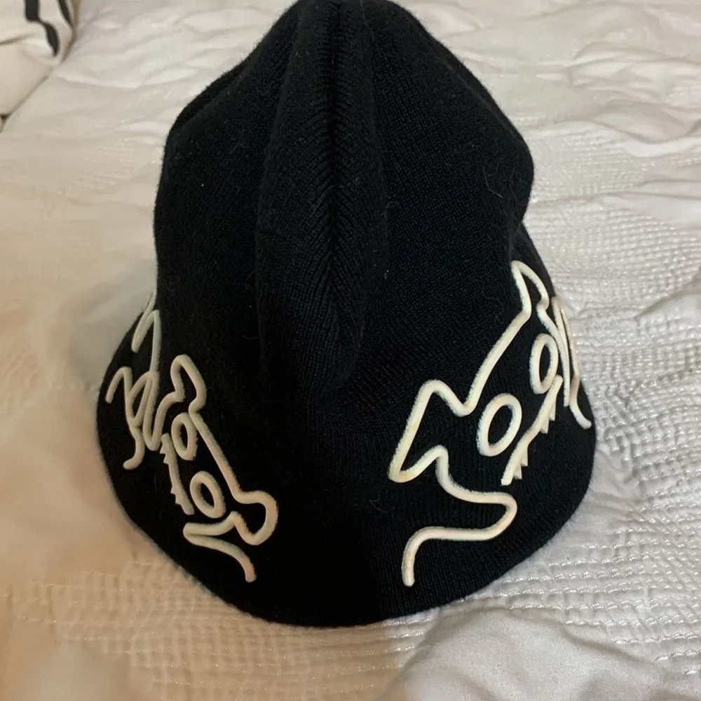 Trespass monster Beanie